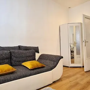 https://brand-new-central-mrzstrae-city-apartment.vienna-besthotels.com