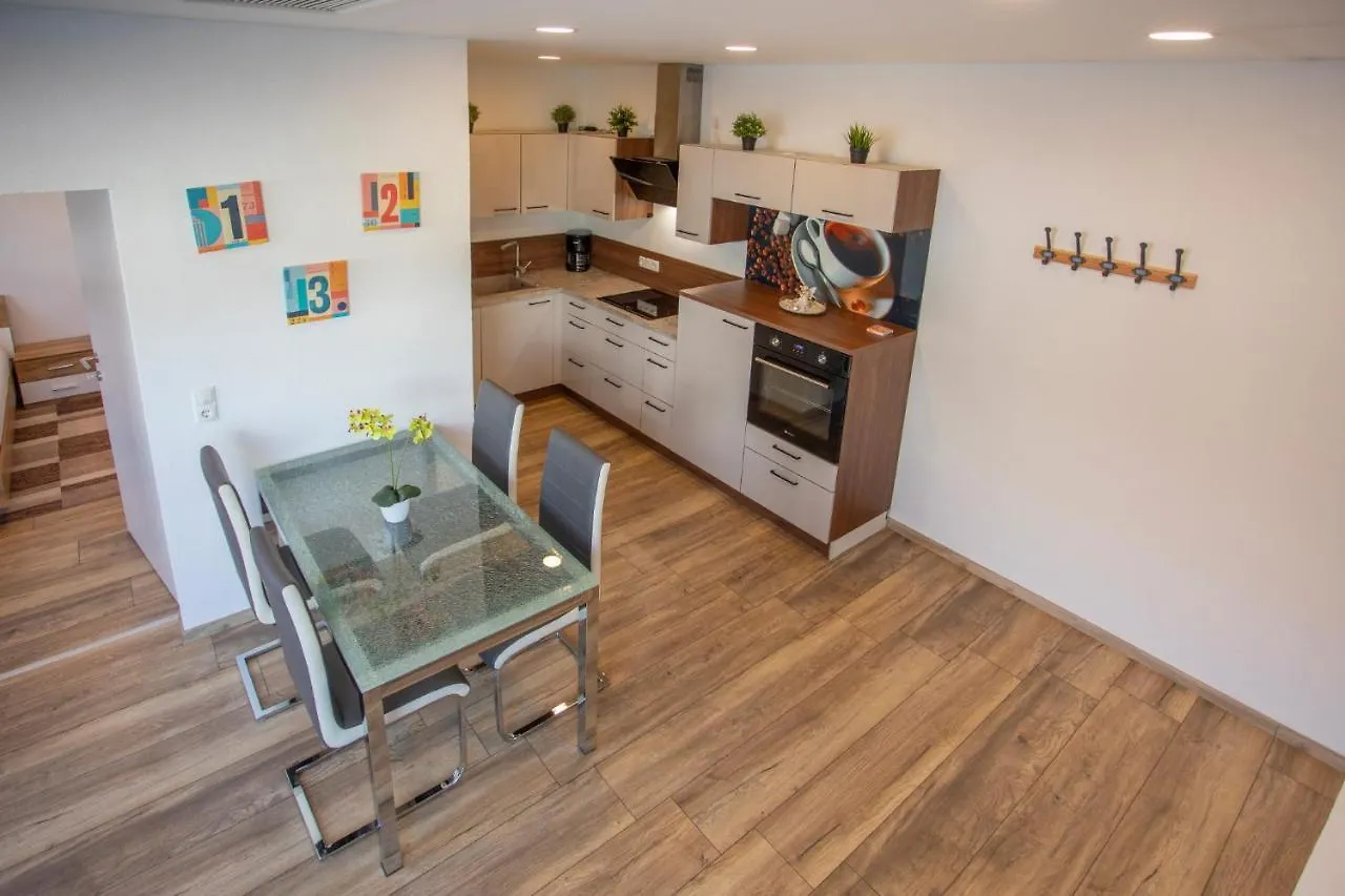 Innsbruck Center Apartment